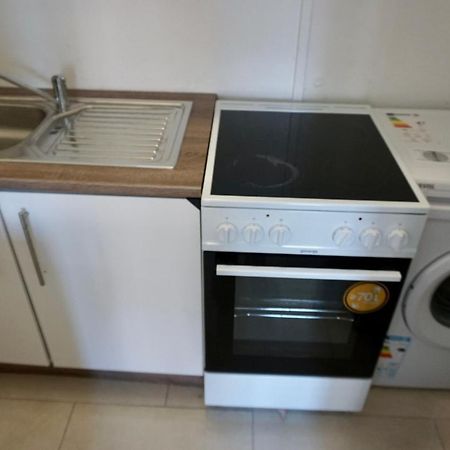 Alster Hamburg - Saniertes Und Mobliertes Apartment Mit Bad Und Kuche Luaran gambar
