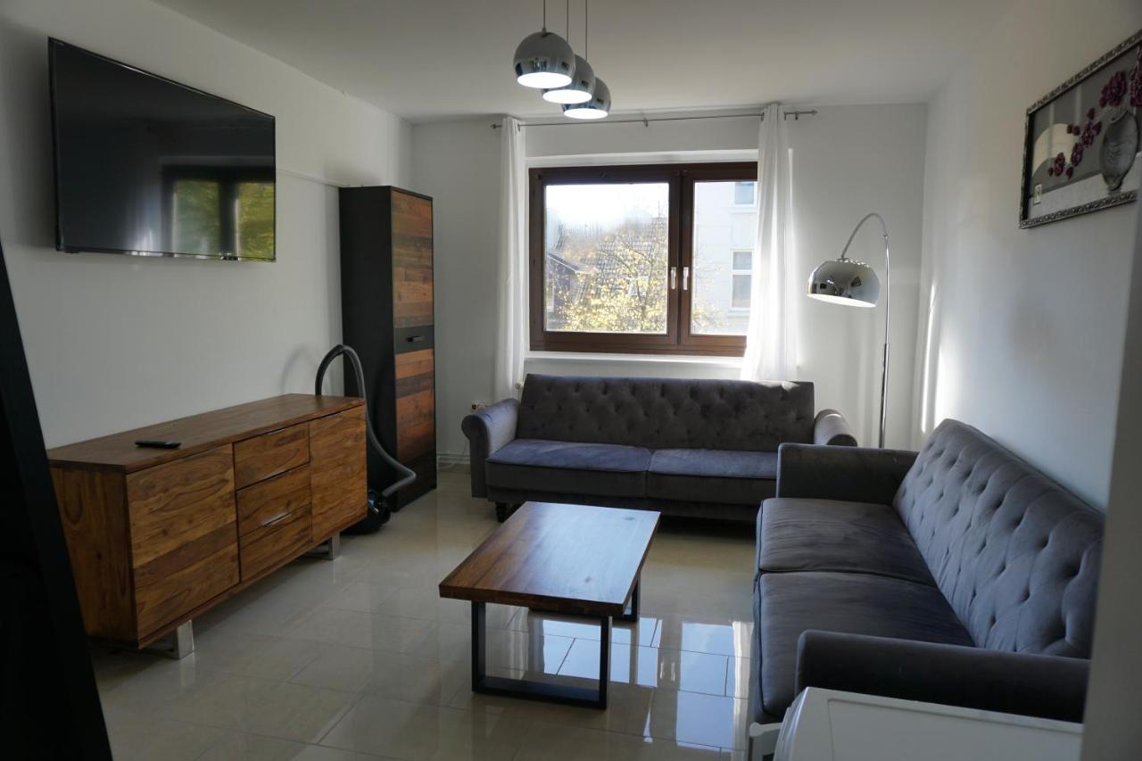Alster Hamburg - Saniertes Und Mobliertes Apartment Mit Bad Und Kuche Luaran gambar