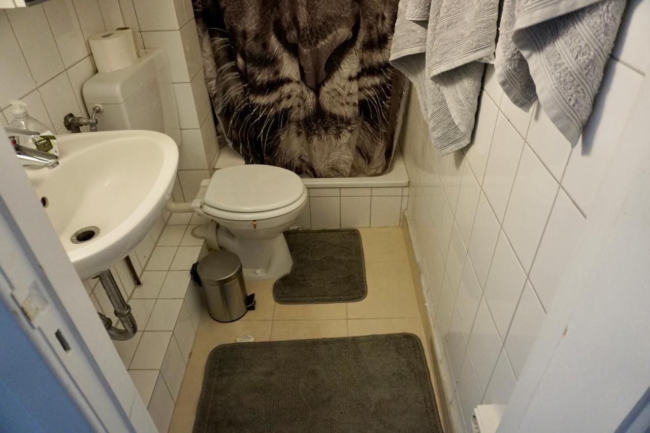 Alster Hamburg - Saniertes Und Mobliertes Apartment Mit Bad Und Kuche Luaran gambar