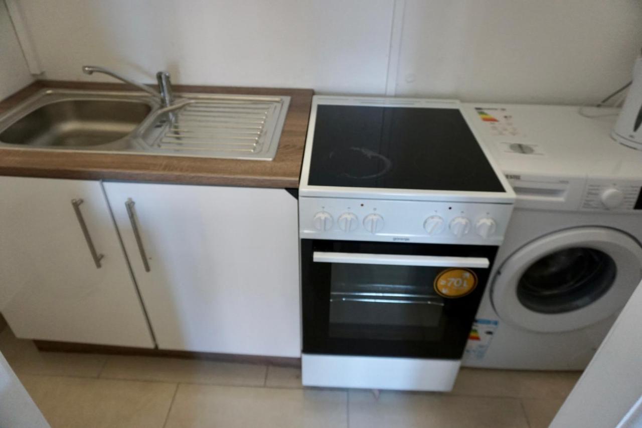 Alster Hamburg - Saniertes Und Mobliertes Apartment Mit Bad Und Kuche Luaran gambar