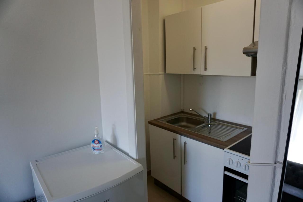 Alster Hamburg - Saniertes Und Mobliertes Apartment Mit Bad Und Kuche Luaran gambar