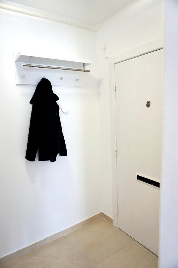 Alster Hamburg - Saniertes Und Mobliertes Apartment Mit Bad Und Kuche Luaran gambar