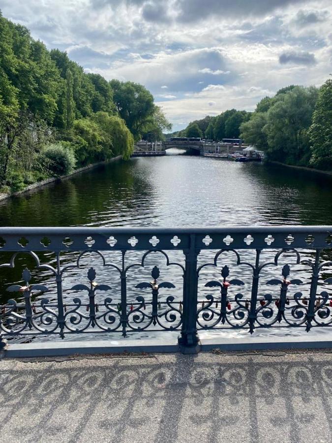 Alster Hamburg - Saniertes Und Mobliertes Apartment Mit Bad Und Kuche Luaran gambar