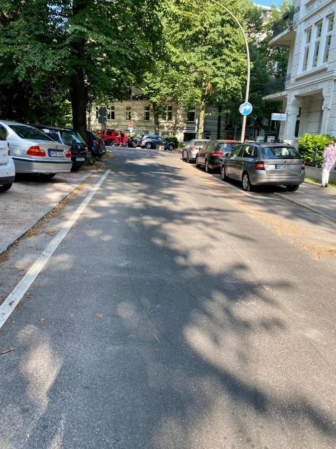 Alster Hamburg - Saniertes Und Mobliertes Apartment Mit Bad Und Kuche Luaran gambar